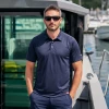 Vue port� de face