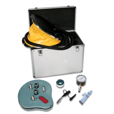 Kit de r�paration pour combinaisons d�immersion ou de survie par Lalizas - Lalizas